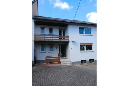 Haus zu vermieten - neu renoviert - Rothselberg