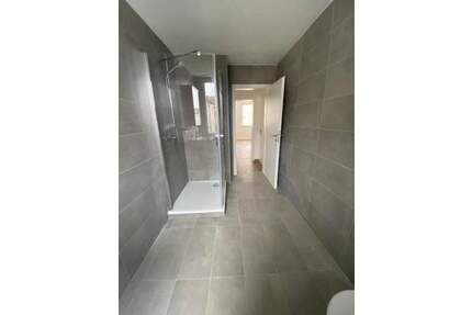 Helle Drei Zimmer - 770,00&nbsp;EUR Kaltmiete, ca.&nbsp; 70,00&nbsp;m&sup2;&nbsp;Wohnfl&auml;che in Nürnberg (PLZ: 90443) Steinbühl