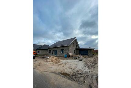 Neues Einfamilienhaus - 630.000,00&nbsp;EUR Kaufpreis, ca.&nbsp; 220,00&nbsp;m&sup2; in Bad Essen (PLZ: 49152)