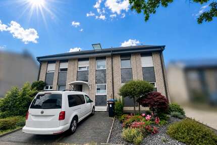 Haus zum Kaufen in Moers 349.000,00 € 120 m²
