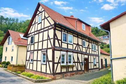 Haus zum Kaufen in Ringgau 80.000,00 € 150 m²