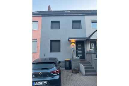 Haus Kaufen in Duisburg Beeck - 275.000,00&nbsp;EUR Kaufpreis, ca.&nbsp; 70,00&nbsp;m&sup2; in Duisburg (PLZ: 47139) Beeck