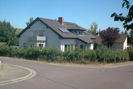 Helle 2-Zimmer-Wohnung im Erdgeschoss in der Gemeinde Gundersheim