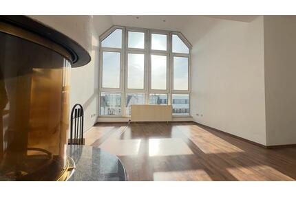 Helles Dachgeschosswohnung - 2.180,00&nbsp;EUR Kaltmiete, ca.&nbsp; 110,00&nbsp;m&sup2; in Berlin (PLZ: 10553) Mitte