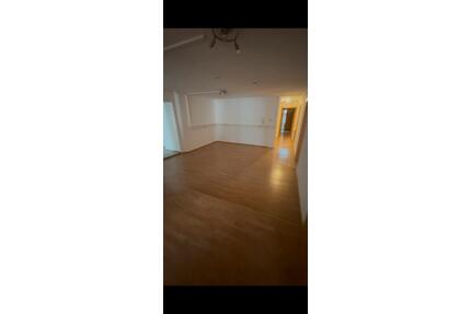 Wohnung ideal als WG - 2.500,00&nbsp;EUR Kaltmiete, ca.&nbsp; 160,00&nbsp;m&sup2; in Kempten (Allgäu) (PLZ: 87439) Auf der Halde