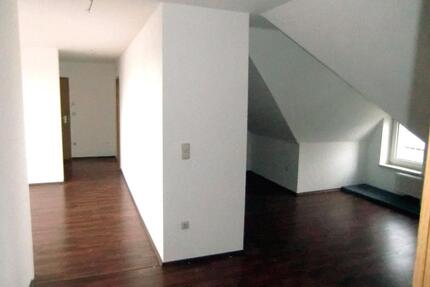 Helle 2 12 Raum Wohnung, ca. 80 qm, DG, Gladbeck- Brauck