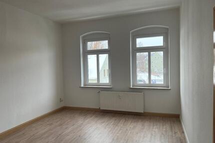 1 Raum Singlewohnung - 220,00&nbsp;EUR Kaltmiete, ca.&nbsp; 44,00&nbsp;m&sup2; in Lichtenstein (Sachsen) (PLZ: 09350)