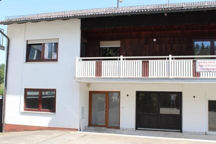 Grosszügiges Einfamilienhaus in Schöllnach