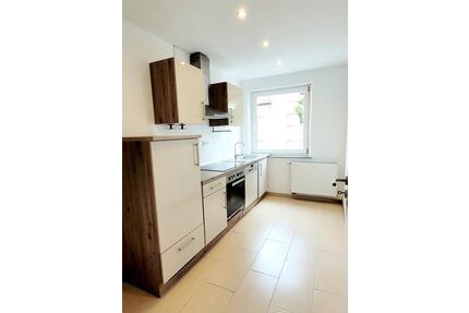 3 Zi.- WHG. auch Studenten, Mietdauer max. 1 Jahr + 3M. s.Hinweis - Augsburg Innenstadt