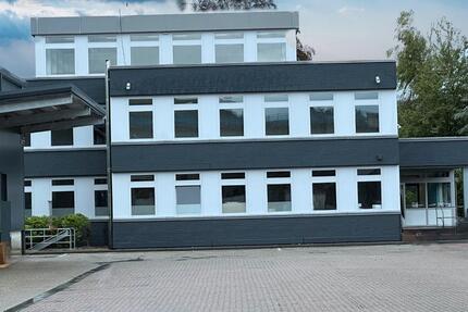 Etage im 2. Obergeschoss eines Gewerbeobjektes in zentraler Lage von Bad Neuenahr zu vermi... - Bad Neuenahr-Ahrweiler
