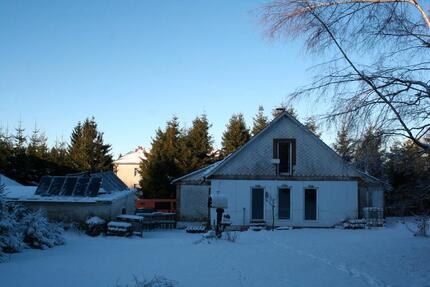 Eigenheim im Wald - 117.000,00&nbsp;EUR Kaufpreis, ca.&nbsp; 100,00&nbsp;m&sup2; in Muldenhammer (PLZ: 08262)