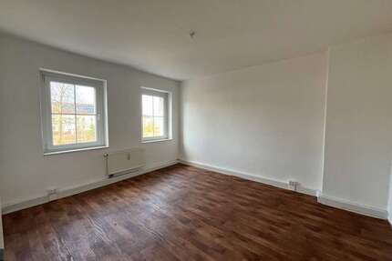 Wohnung zum Mieten in Groß Schacksdorf 289,00 € 59 m²