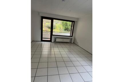 Wohnung zu Vermieten - 850,00&nbsp;EUR Kaltmiete, ca.&nbsp; 84,00&nbsp;m&sup2; in Hagen (PLZ: 58119) Hohenlimburg