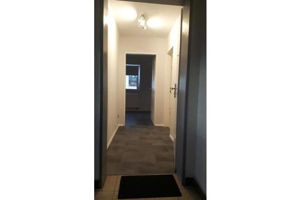 Provisionsfrei: 2-Zimmer-DG-Wohnung in Contwig ab 01.05.2026