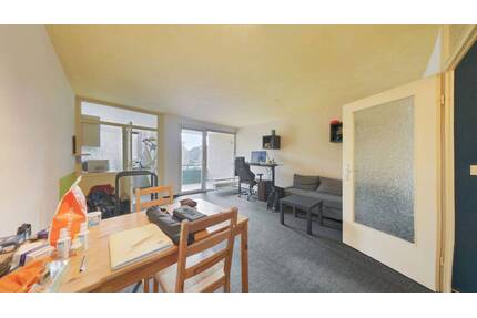 2-Zimmer Wohnung mit Loggia in Anderten - 200m zur Straßenbahn - Hannover