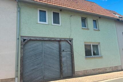 Haus zu verkaufen - 78.000,00&nbsp;EUR Kaufpreis, ca.&nbsp; 104,00&nbsp;m&sup2; in Bad Langensalza (PLZ: 99947)