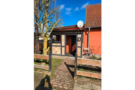 Ferienwohnung - 30,00&nbsp;EUR Kaltmiete, in Steinhagen (PLZ: 18442)