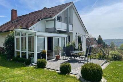 Ab 01. Juni: Erstklassige Wohnung mit Traumgarten und Bergblick - Wunsiedel