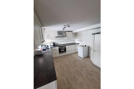 2,5 Zimmer Maisonette Wohnung ab sofort zu vermieten Oos Bhf 5min - Baden-Baden Balg