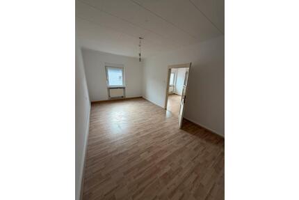 Schöne Wohnung 3 ZKB in brebach (zentral) - Saarbrücken Brebach-Fechingen