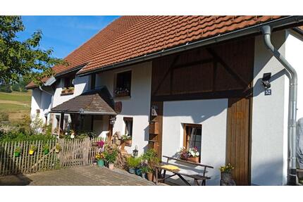 Mietwohnung in naturnaher Lage - 800,00&nbsp;EUR Kaltmiete, ca.&nbsp; 80,00&nbsp;m&sup2; in Görwihl (PLZ: 79733)