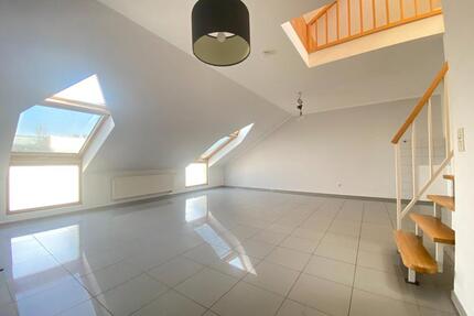 Kleine DG-Eigentumswohnung mit Nutzfläche zu verkaufen - Rheinbach