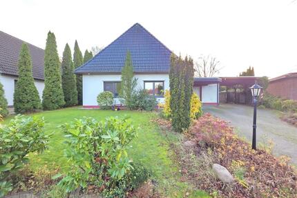Einfamilienhaus mit Garage und großem Garten - Ganderkesee