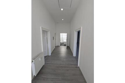 Helle 3-Zimmer-Dachgeschosswohnung mit EBK - Hameln