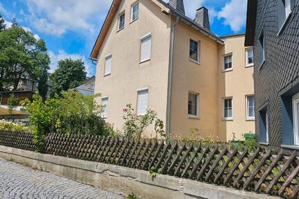 Einfamilienhaus - 120.000,00&nbsp;EUR Kaufpreis, ca.&nbsp; 160,00&nbsp;m&sup2; in Tettau (PLZ: 96355)