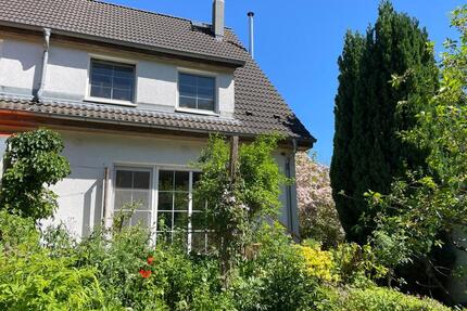 Doppelhaushälfte mit Garten, Berlin Spandau-Staaken, von Privat