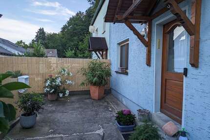 Haus zum Mieten in Regendorf 1.000,00 € 92 m²