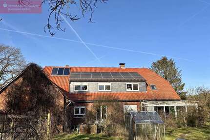 Haus zum Kaufen in Wedemark 399.000,00 € 292.85 m²