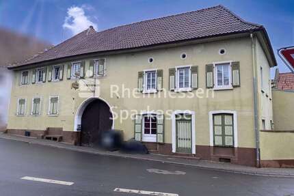Haus zum Kaufen in Westhofen 799.000,00 € 497 m²