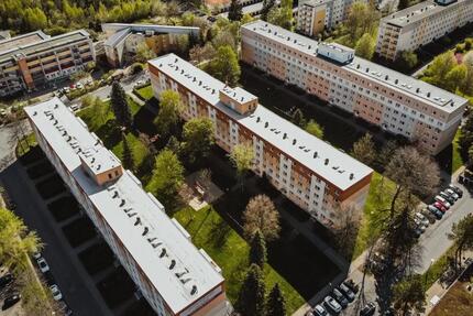 Verkaufe 3-Zimmer Wohnung 57 qm Aue Brünlasberg von privat - Aue-Bad Schlema
