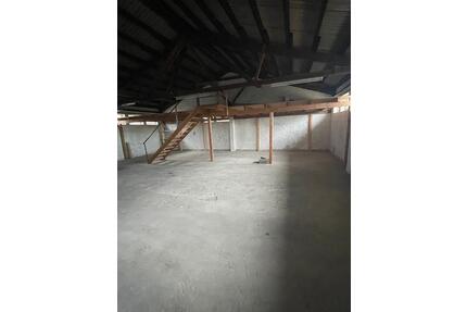 Lagerhalle in Stade - 680,00&nbsp;EUR Kaltmiete, ca.&nbsp; 180,00&nbsp;m&sup2; in Stade (PLZ: 21682)