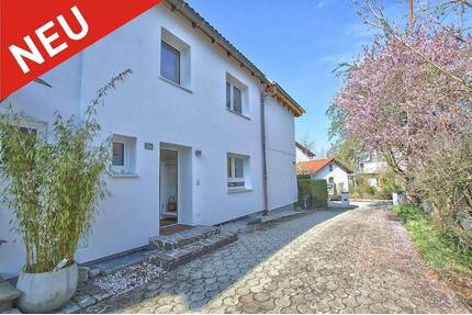 STARNBERG: ENERGETISCH MODERNISIERTE DOPPELHAUSHÄLFTE IN BEGEHRTER LAGE