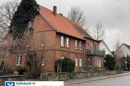 Mehrfamilienhaus mit drei Einheiten - teils vermietet, guter Standort - Rinteln / Exten