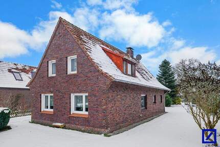 Familienfreundliches Einfamilienhaus auf großzügigem Grundstück mit Baupotential ! - Zetel Bohlenberge