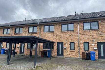 Haus zum Mieten in Lentföhrden 1.500,00 € 155.24 m²