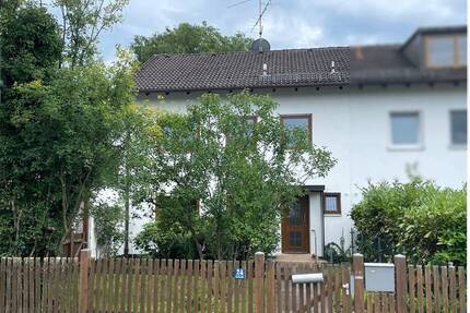 Doppelhaushälfte in Brunnthal - 790.000,00&nbsp;EUR Kaufpreis, ca.&nbsp; 114,10&nbsp;m&sup2;&nbsp;Wohnfl&auml;che in Brunnthal (PLZ: 85649) Hofolding