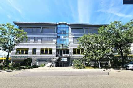 Büro in Bietigheim-Bissingen 1.735,45 € 147 m²