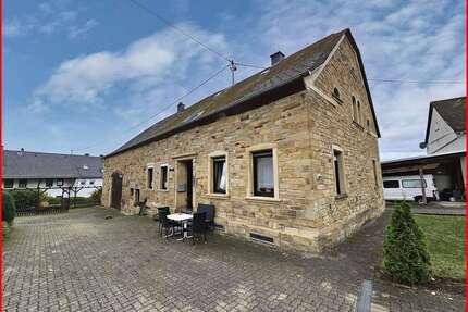 Haus zum Kaufen in Bergen 125.000,00 € 120 m²