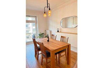 Hochwertige 3-Zi. Altbauwohnung im Mühlenkamp 15.4.-31.8. - Hamburg Winterhude