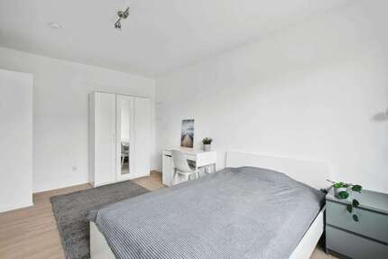 WG-Zimmer in Hamburg 810,00 € 11 m²