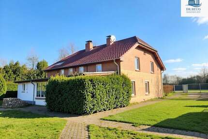 Haus zum Kaufen in Poseritz 358.000,00 € 226.1 m²