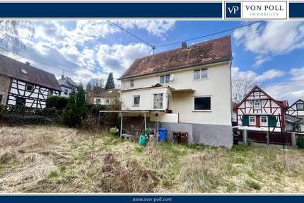 Historisches Fachwerkhaus mit großzügigem Grundstück - Hofheim am Taunus / Lorsbach