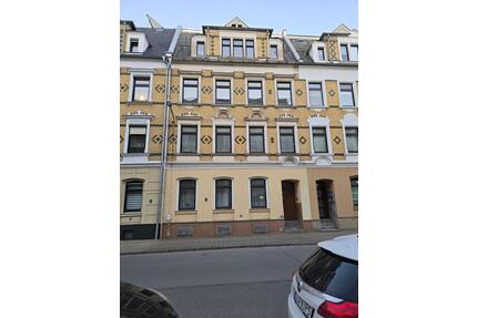 Mehrfamilienhaus Immobilie Sanierungs im Zentrum von Crimmitschau