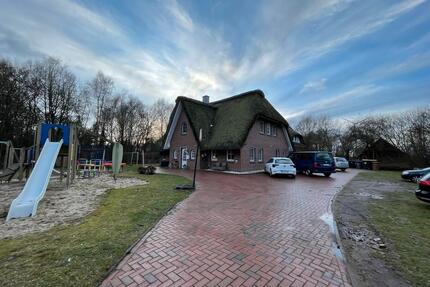 Außergewöhnliches Reetdachanwesen | 274 m² Wohnfläche | 15.000 m² - Barnstorf
