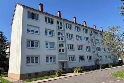 hochwertig renovierte 3-Zimmer ETW mit Balkon und Küche im 2.OG - Waltershausen