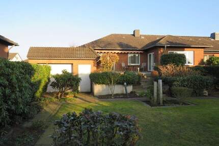 Sehr gepflegte Doppelhaushälfte im Bungalowstil mit Hausgarage, Garage und schönem Garten in Osterwald O.E. - Garbsen Osterwald O. E.